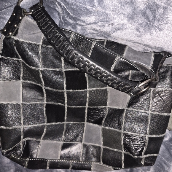 Lucky Brand Charcoal Patchwork Shoulder Bag And Wallet - Picture 6 of 6